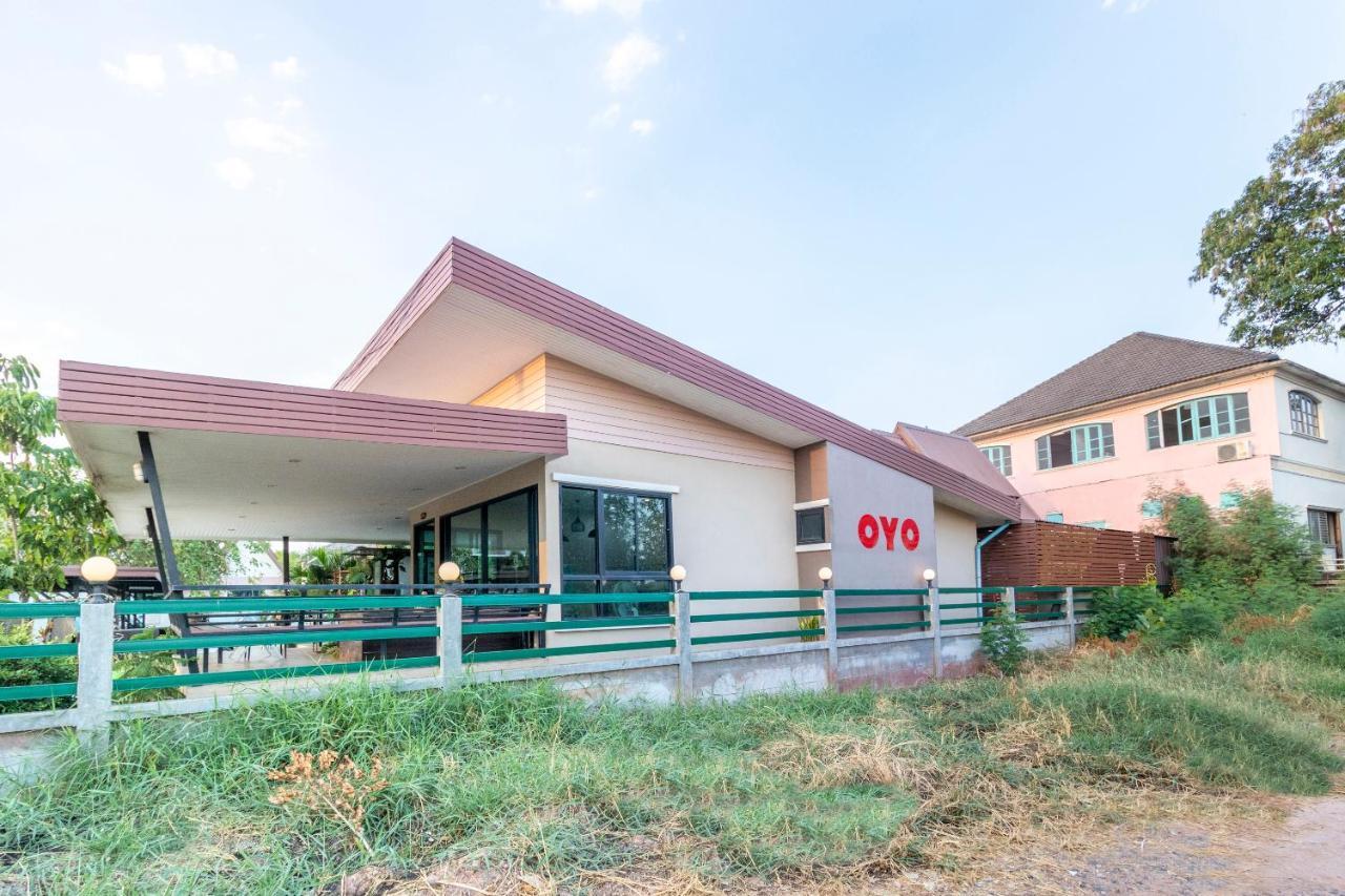 OYO 798 Reurn Mareena Resort Nakhonratchasima Exterior foto